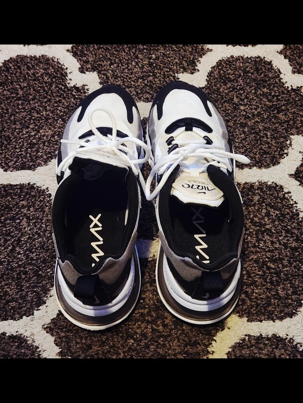 Nike Men's White and Black Trainers Size